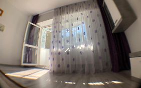 Le Garcon De Cristina-Simple,Quiet,Spacious Studio