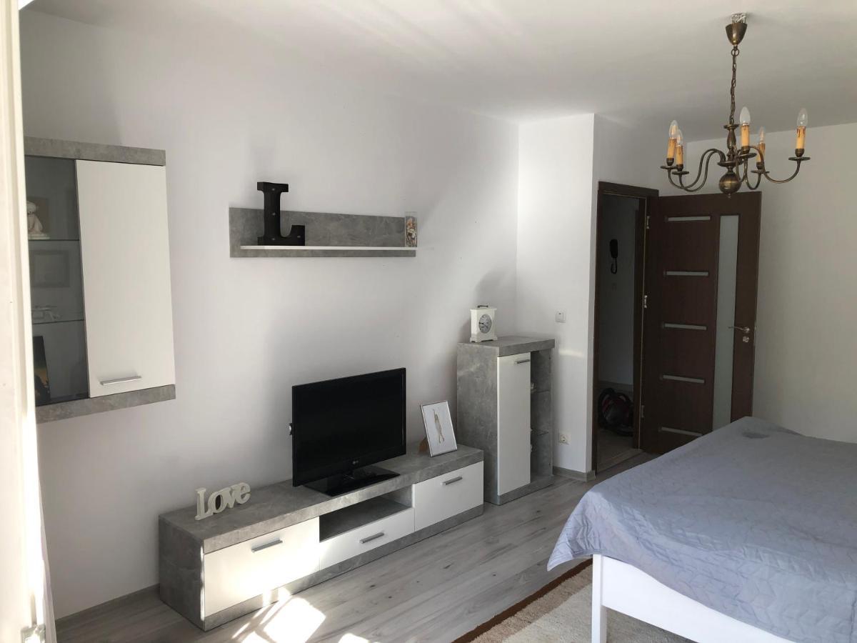 Le Garcon De Cristina-Simple,Quiet,Spacious Studio Bucureşti Exterior foto